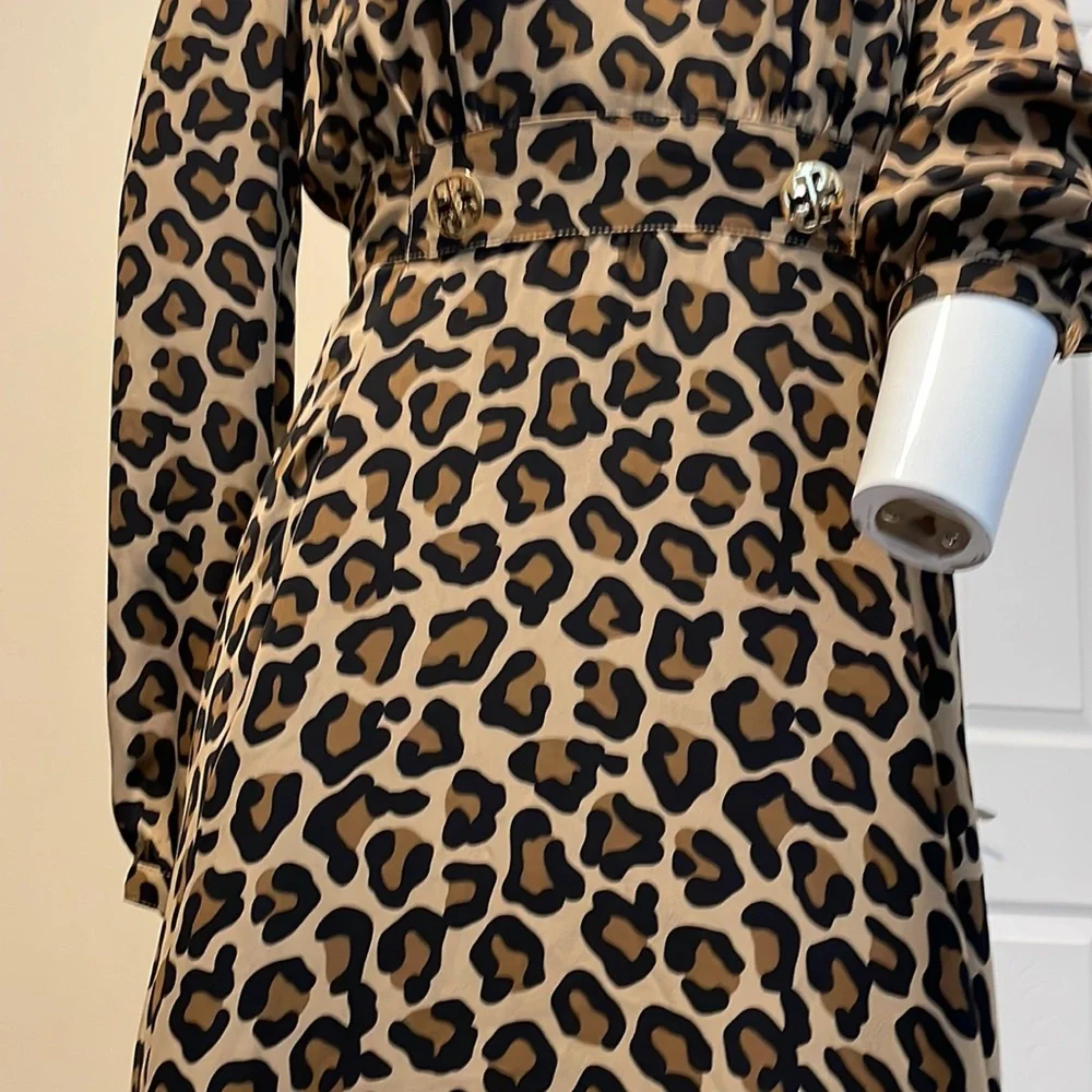 Tory Burch 100% Silk Leopard Print Long Sleeve Fit & Flare Mini Dress Size 6 EUC